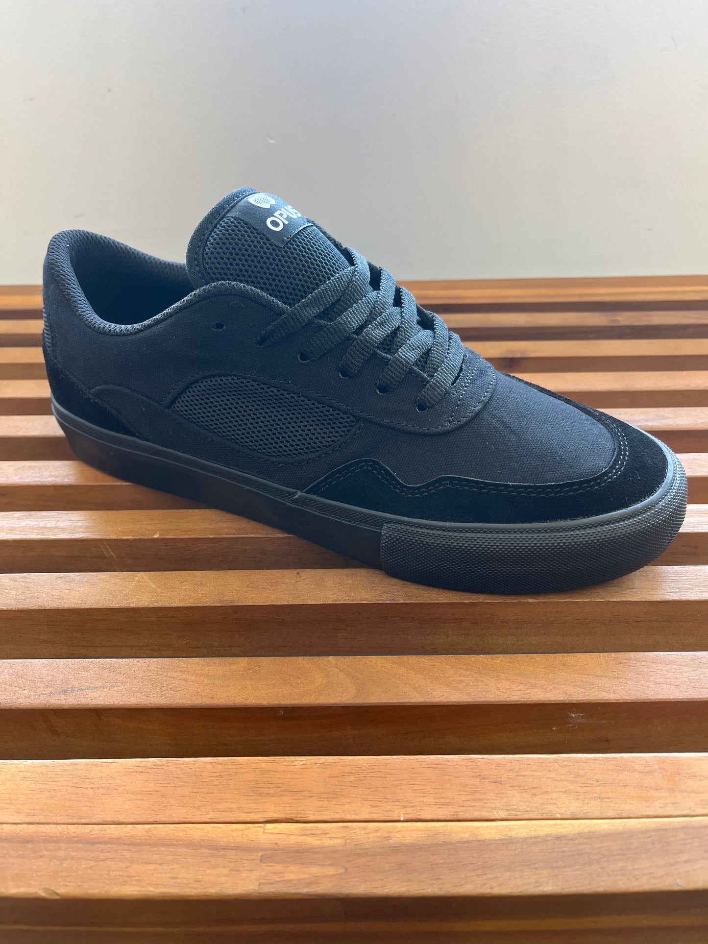 Opus Low Standard Blk-Blk
