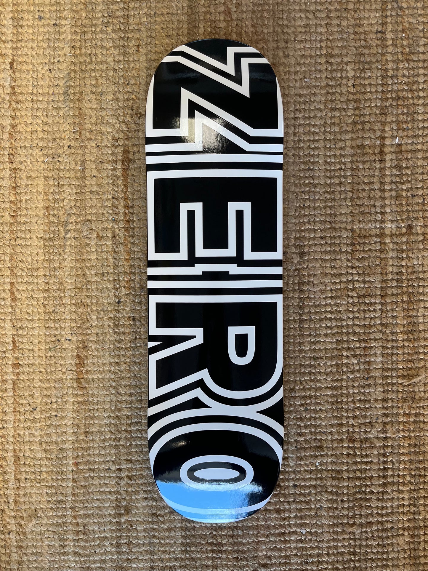 ZERO 8.75 CURB SHAPE CLASSIC BOLD BLK/WH