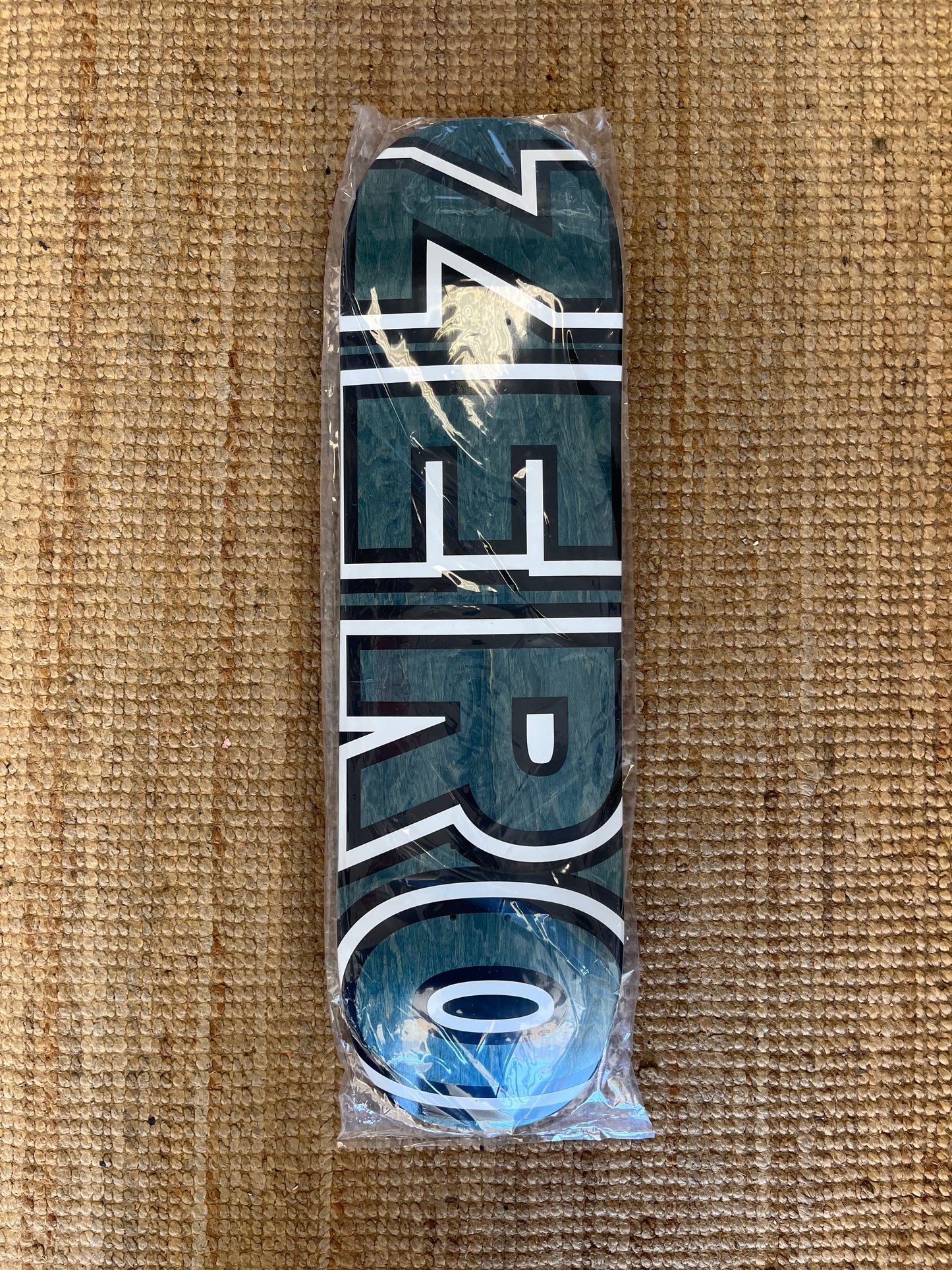 ZERO CURB SHAPE 8.75 BOLD BLUE STAIN